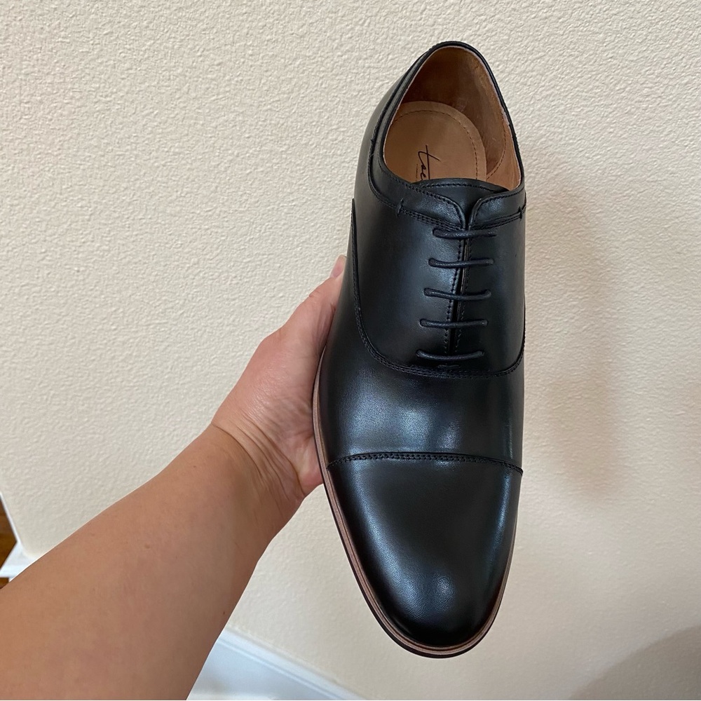 NWB Toecap Oxford Dress Shoes for Men - Picture 6 of 8